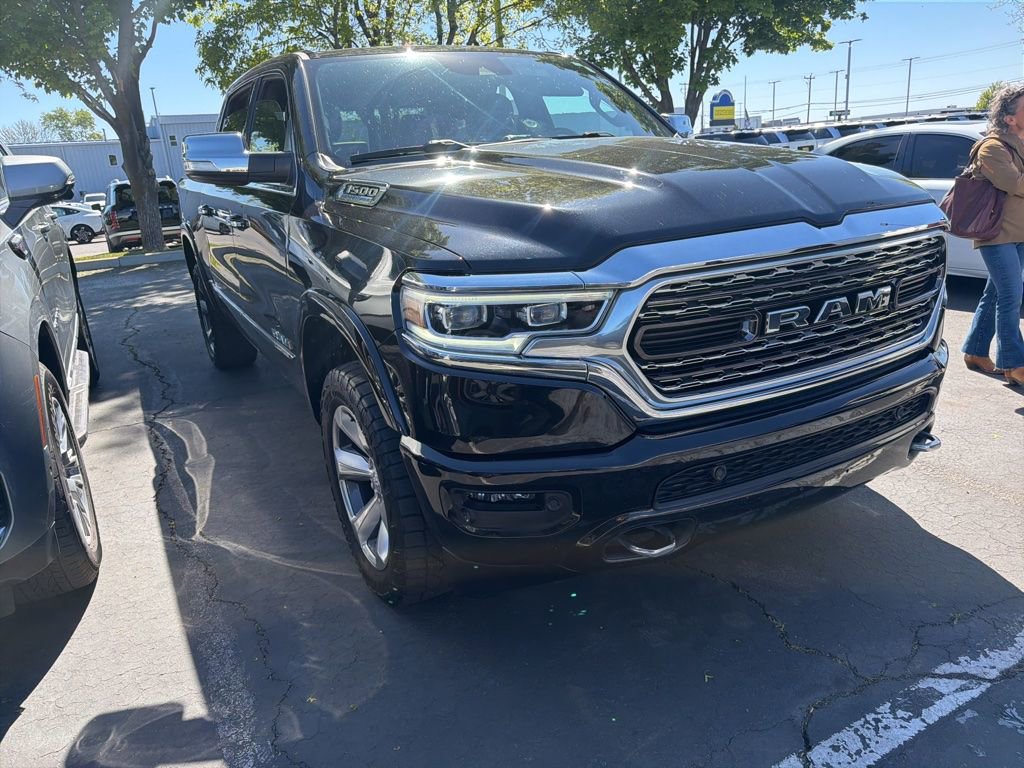 Used 2022 RAM 1500 Limited w/ Body Color Bumper Group AWD/4WD image 18
