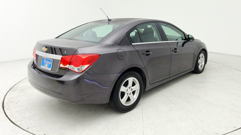 Used 2014 Chevrolet Cruze LT image 8