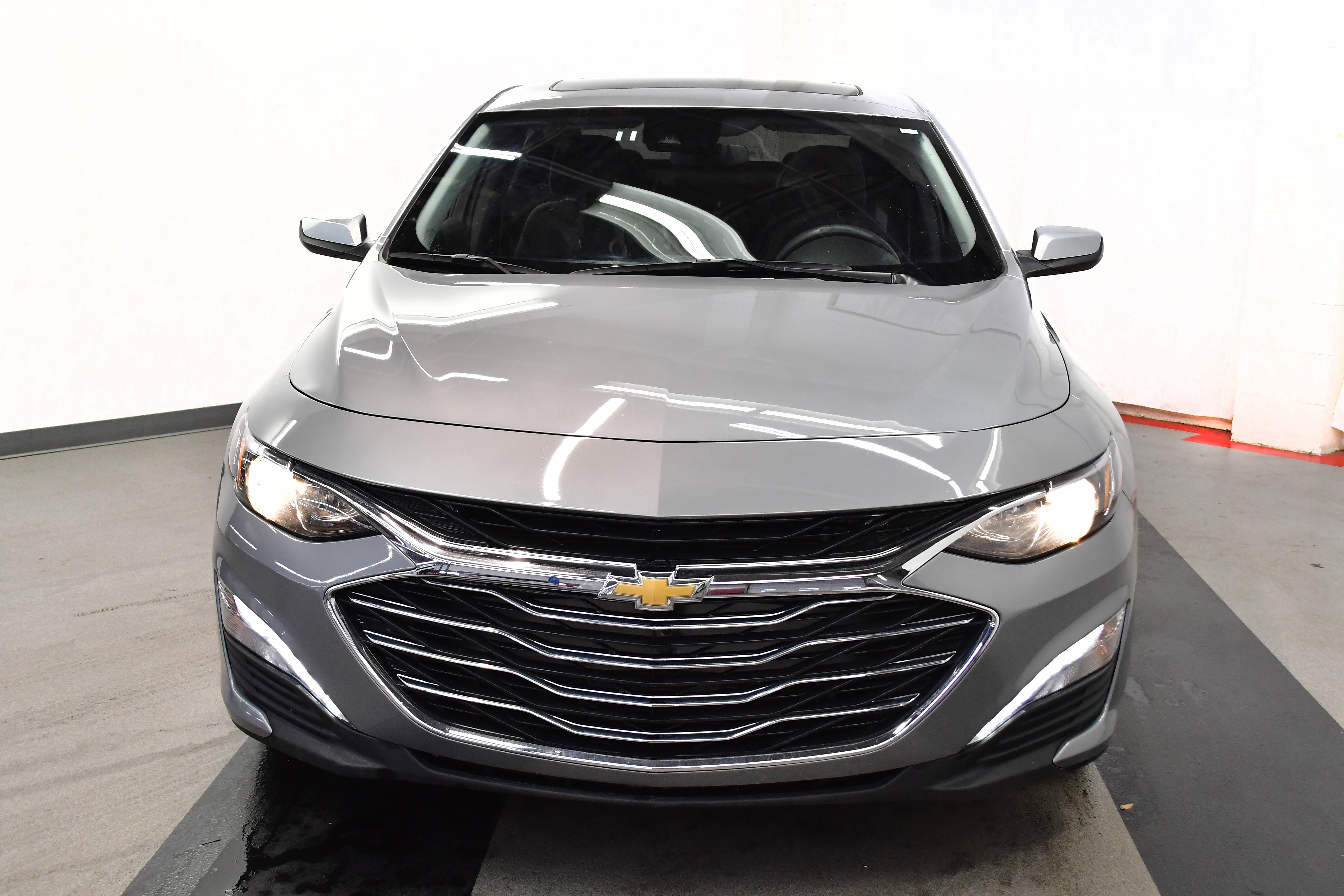 Used 2024 Chevrolet Malibu LT image 4