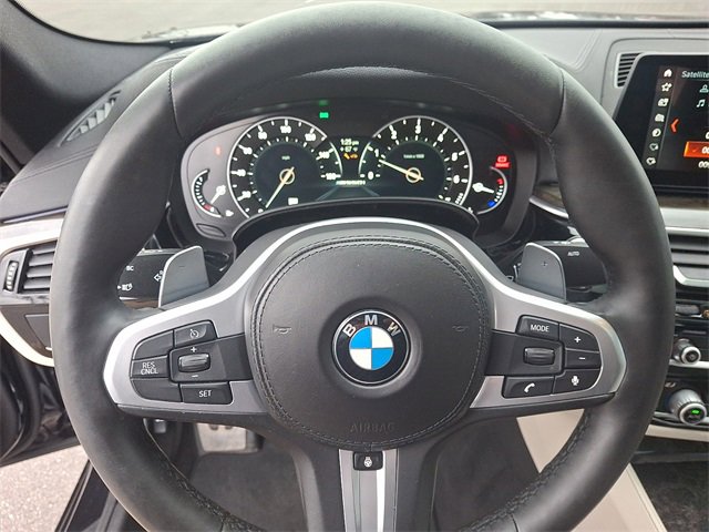 Used 2018 BMW M550i xDrive w/ Driving Assistance Package image 19