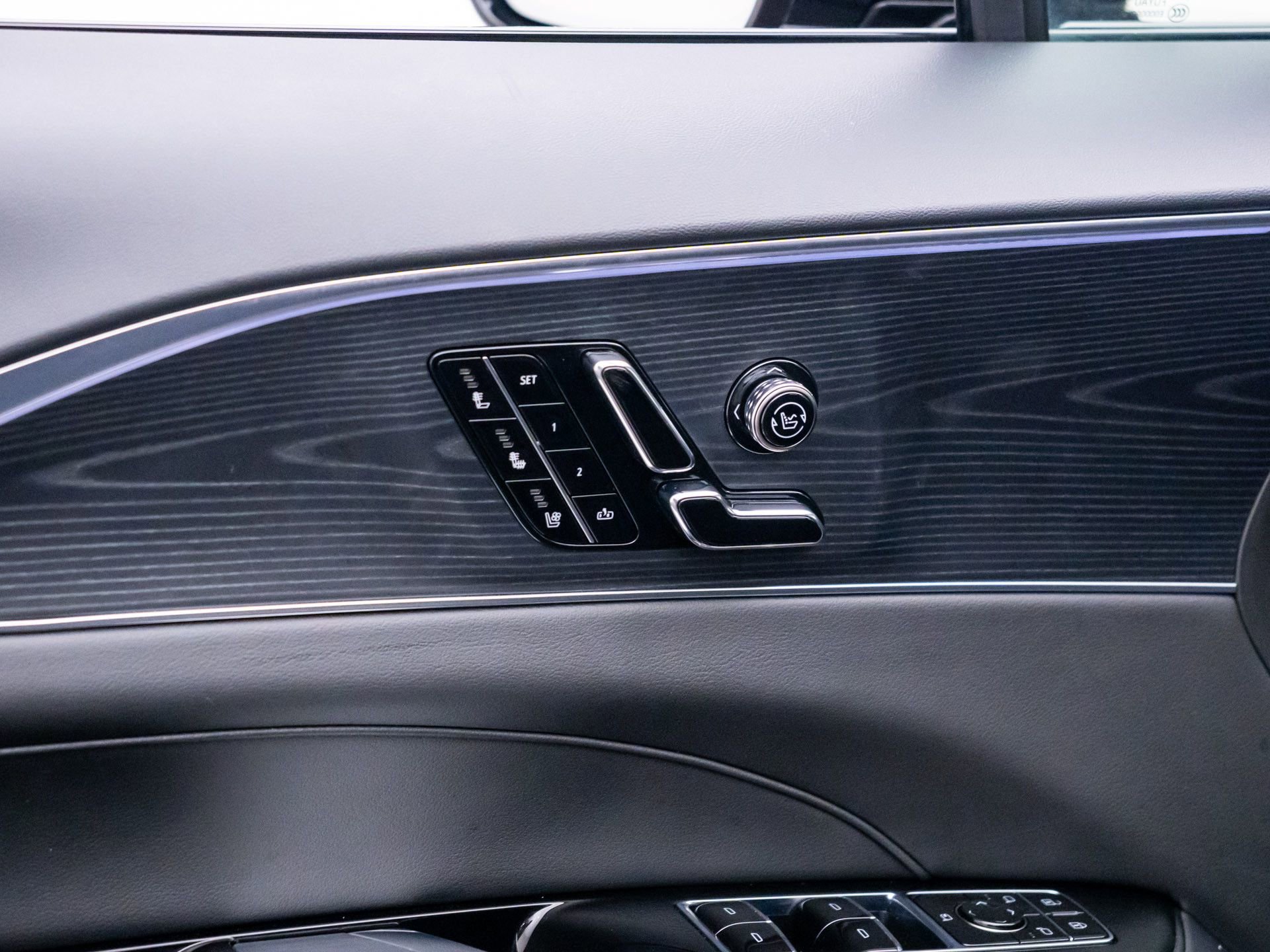 Certified 2025 Cadillac Lyriq Luxury w/ LPO, Floor Liner Package AWD/4WD image 16