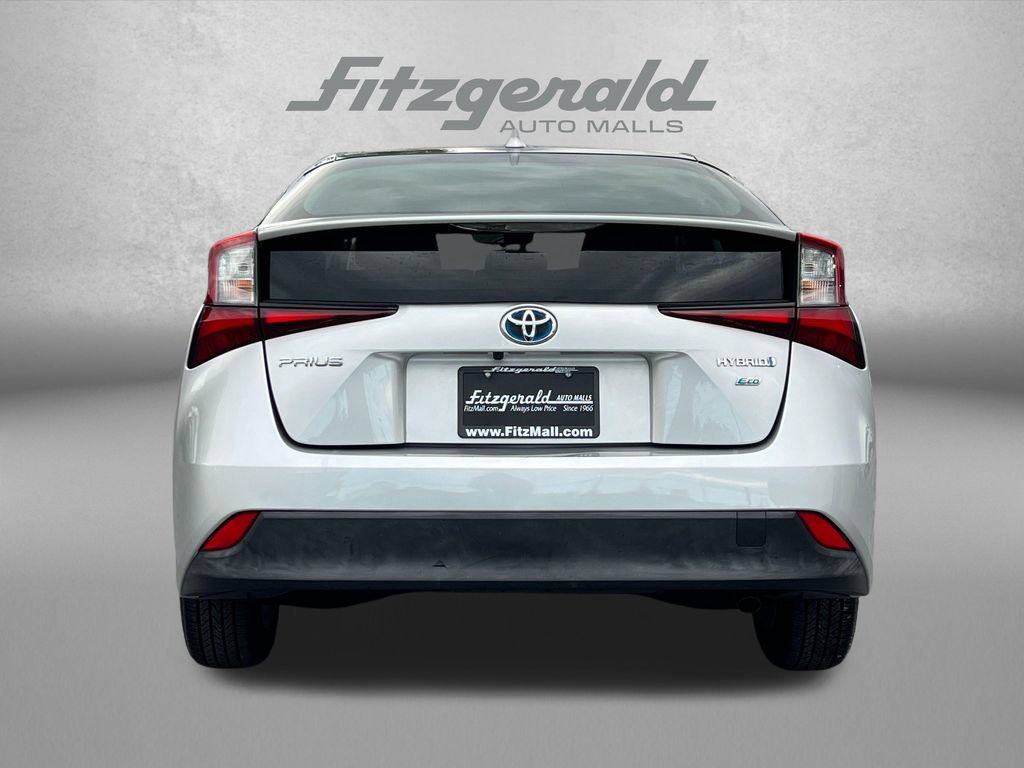 Used 2022 Toyota Prius L Eco FWD image 6
