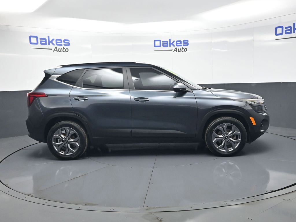 Certified 2024 Kia Seltos S FWD image 9