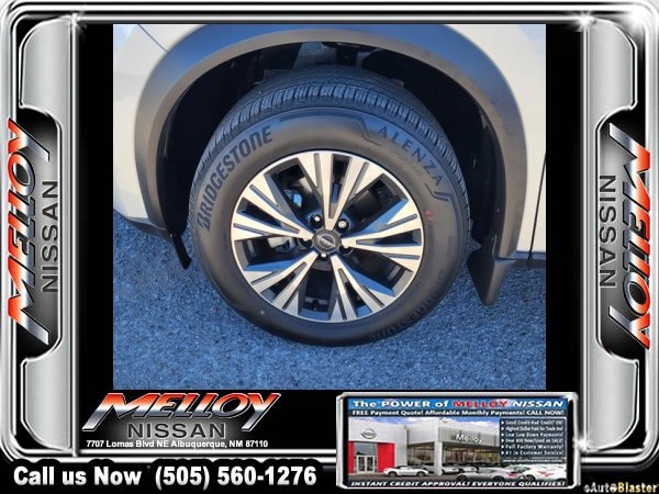 Used 2023 Nissan Rogue SV image 18