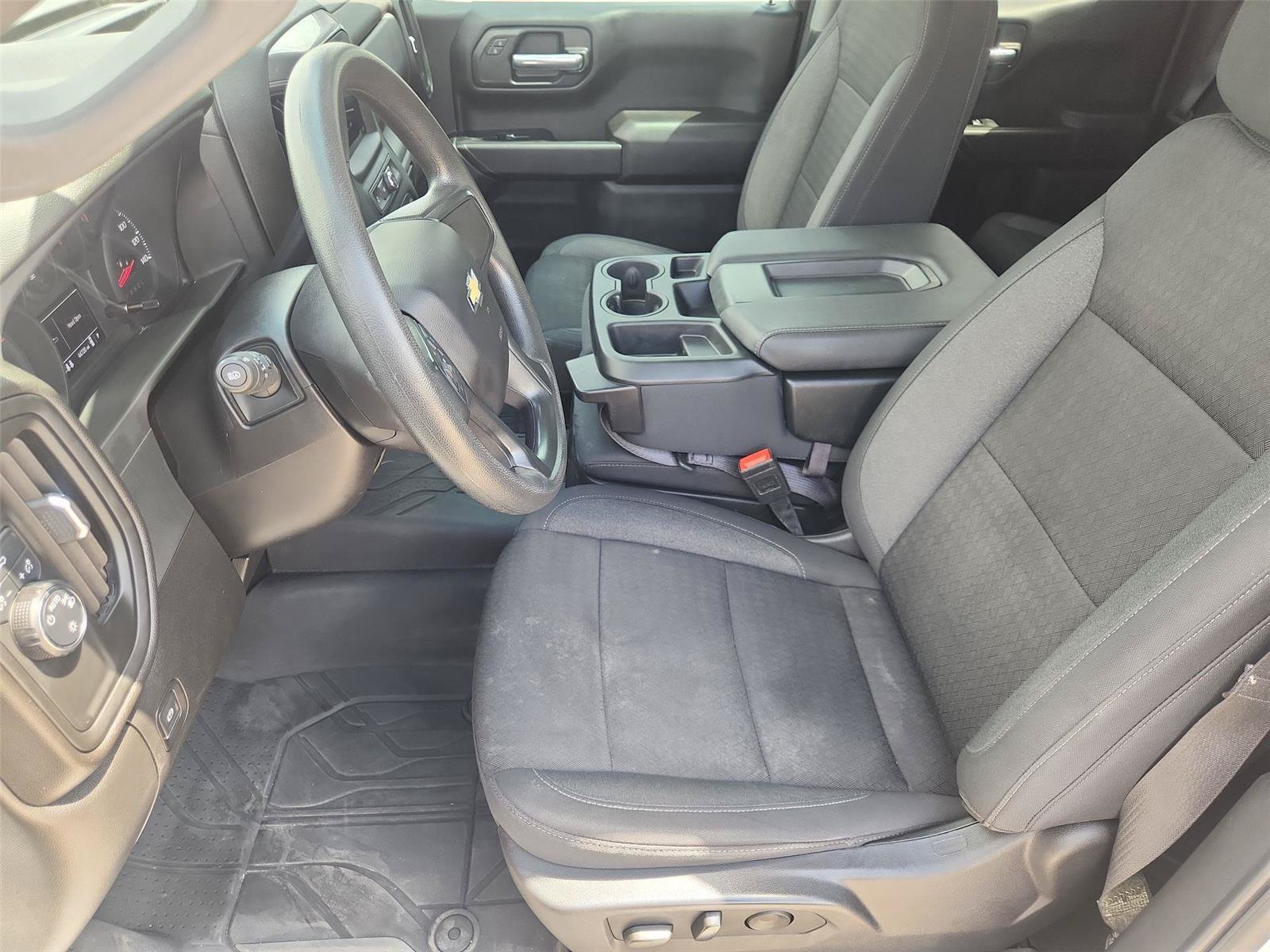 Certified 2025 Chevrolet Silverado 1500 Custom RWD image 18