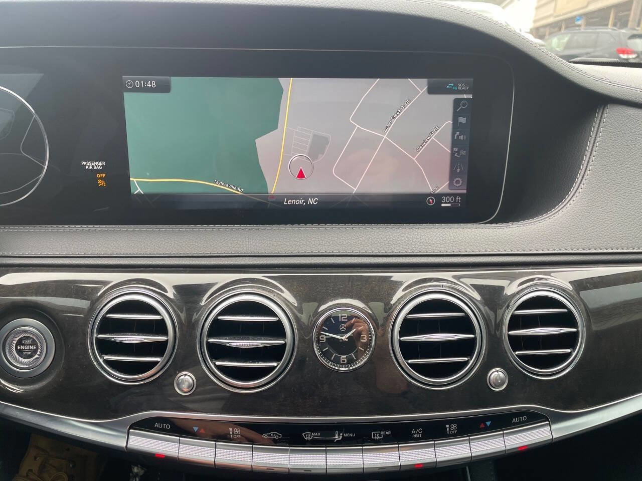 Used 2019 Mercedes-Benz S 450 Sedan image 31