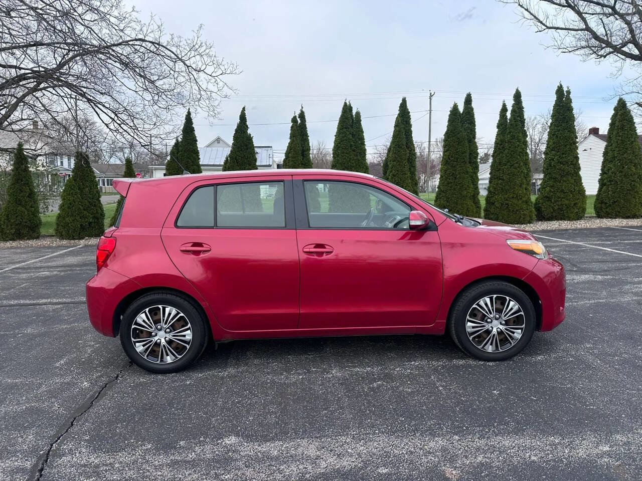 Used 2014 Scion xD image 4