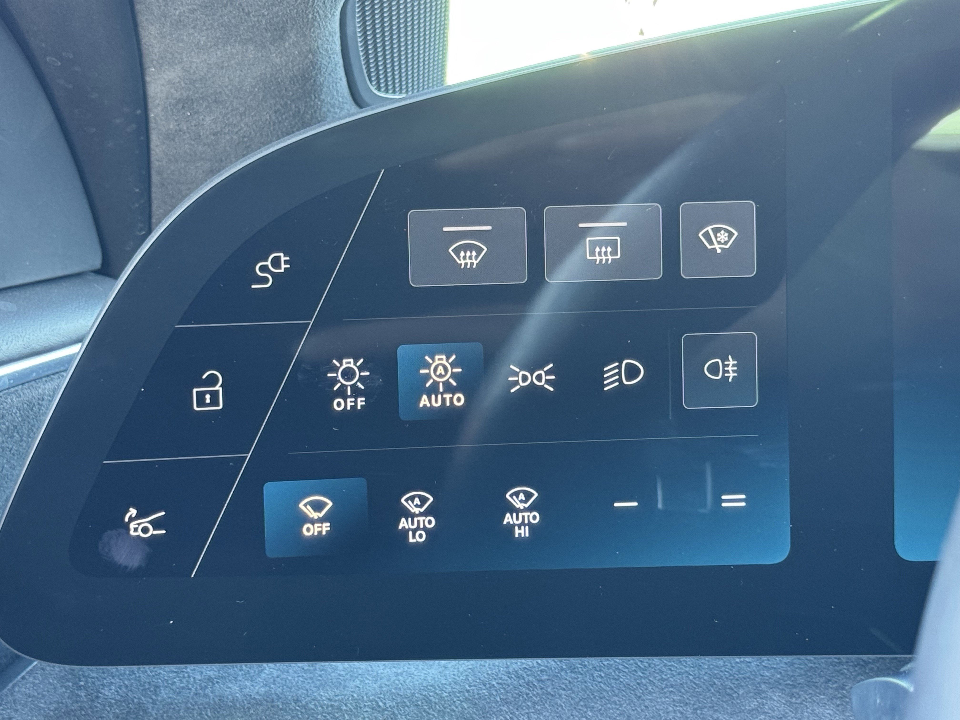 Used 2022 Lucid Air Grand Touring image 33