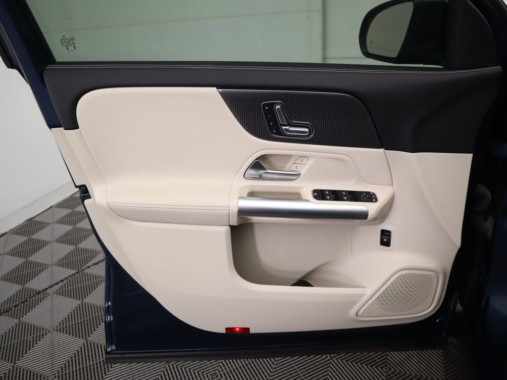 Used 2023 Mercedes-Benz GLA 250 image 24