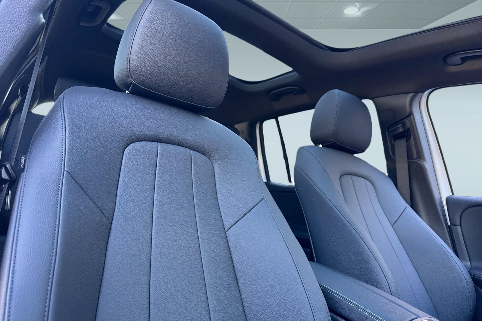 New 2026 Mercedes-Benz GLB 250 image 23