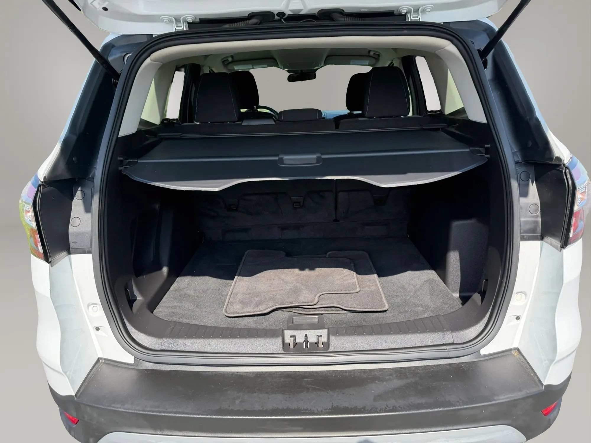 Used 2018 Ford Escape SE AWD/4WD image 35