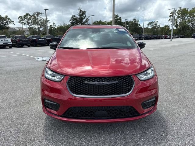 New 2026 Chrysler Pacifica Select image 8
