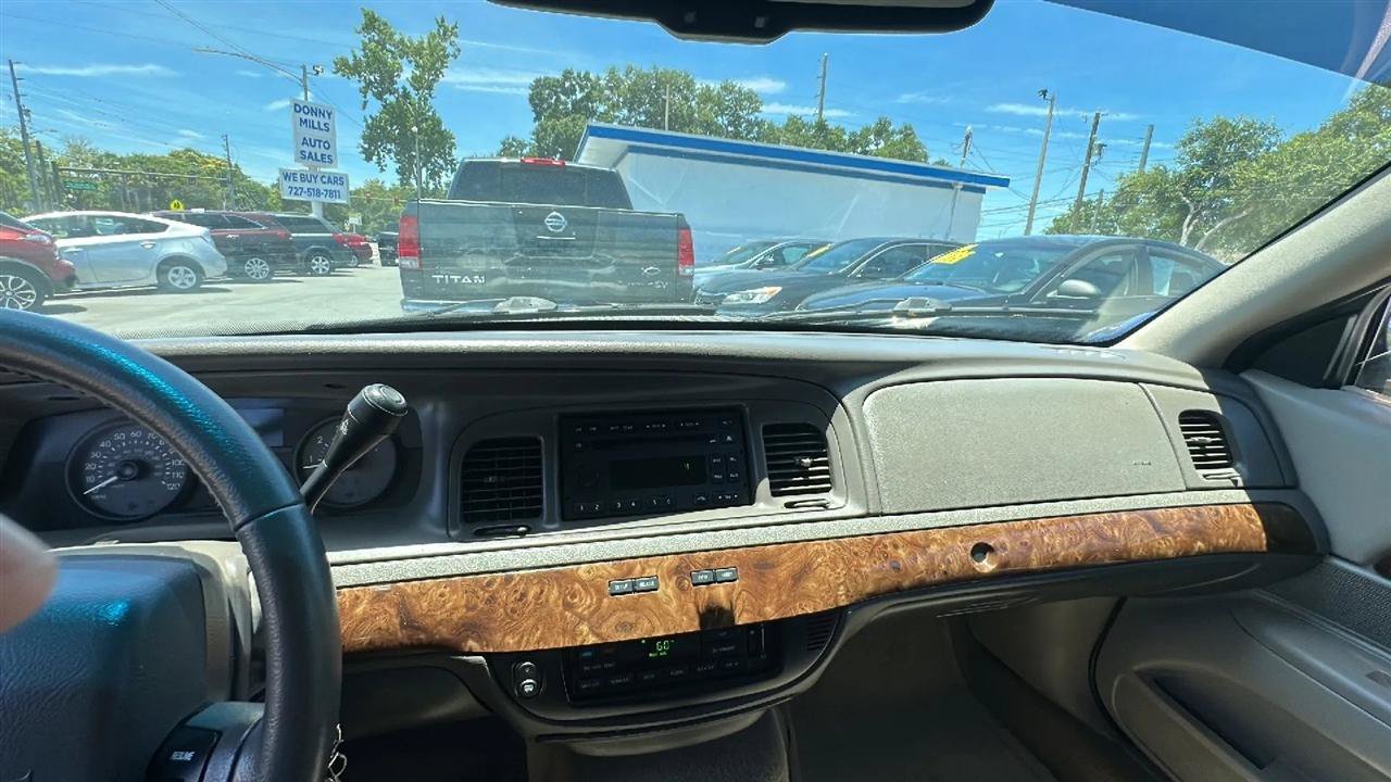 Used 2011 Mercury Grand Marquis LS RWD image 82