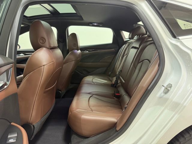 Used 2019 Buick LaCrosse Avenir w/ Driver Confidence Package II image 21
