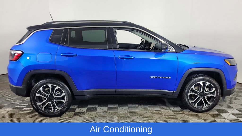 Used 2022 Jeep Compass Limited image 9