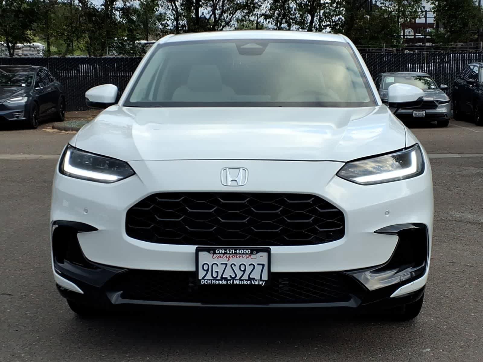Used 2024 Honda HR-V EX-L image 2