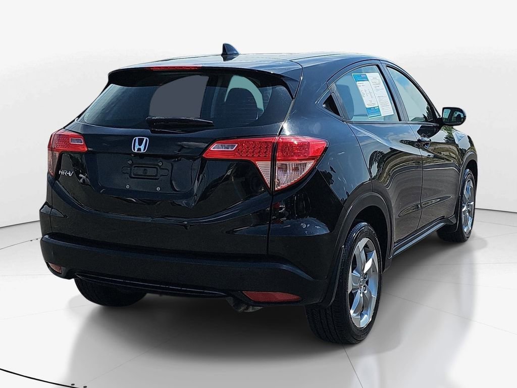 Used 2017 Honda HR-V LX image 5