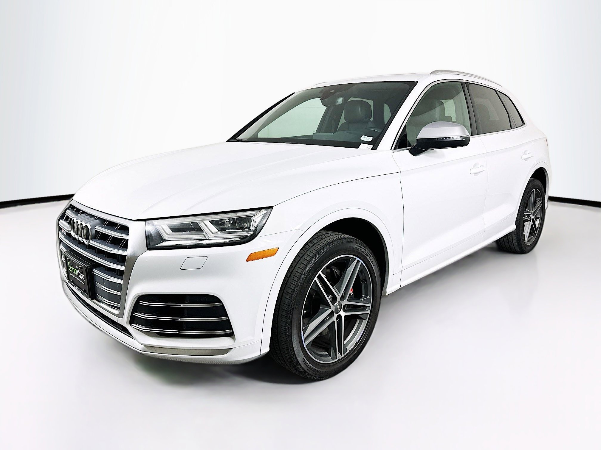 Used 2020 Audi SQ5 Premium Plus w/ Premium Plus Package image 3