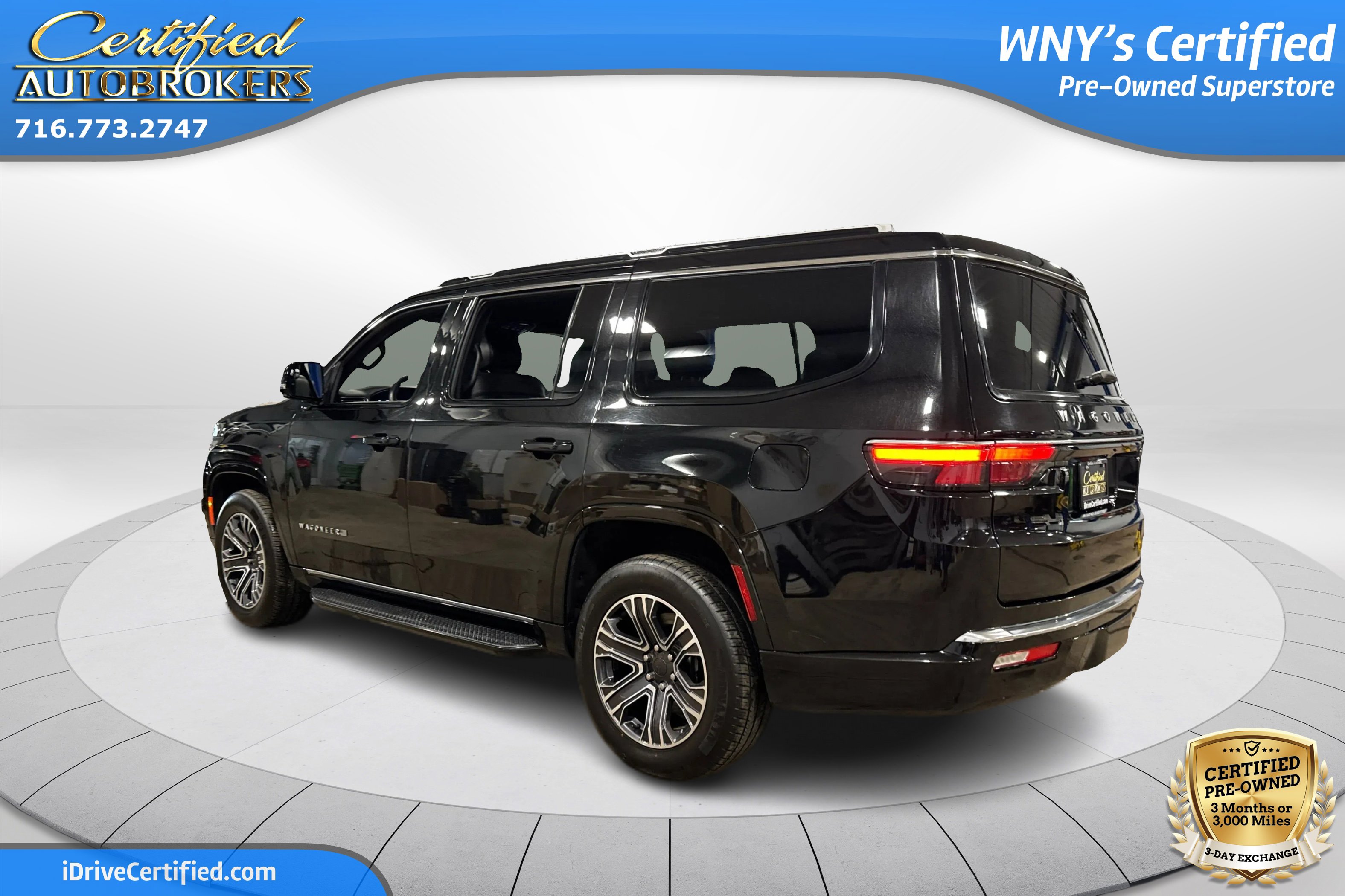 Used 2024 Jeep Wagoneer Series II w/ Flexible Seating Group AWD/4WD image 8
