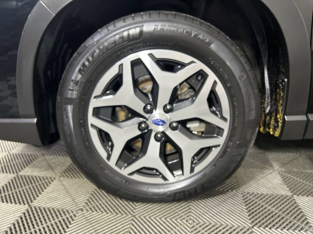 Used 2019 Subaru Forester Premium w/ All-Weather Package AWD/4WD image 32