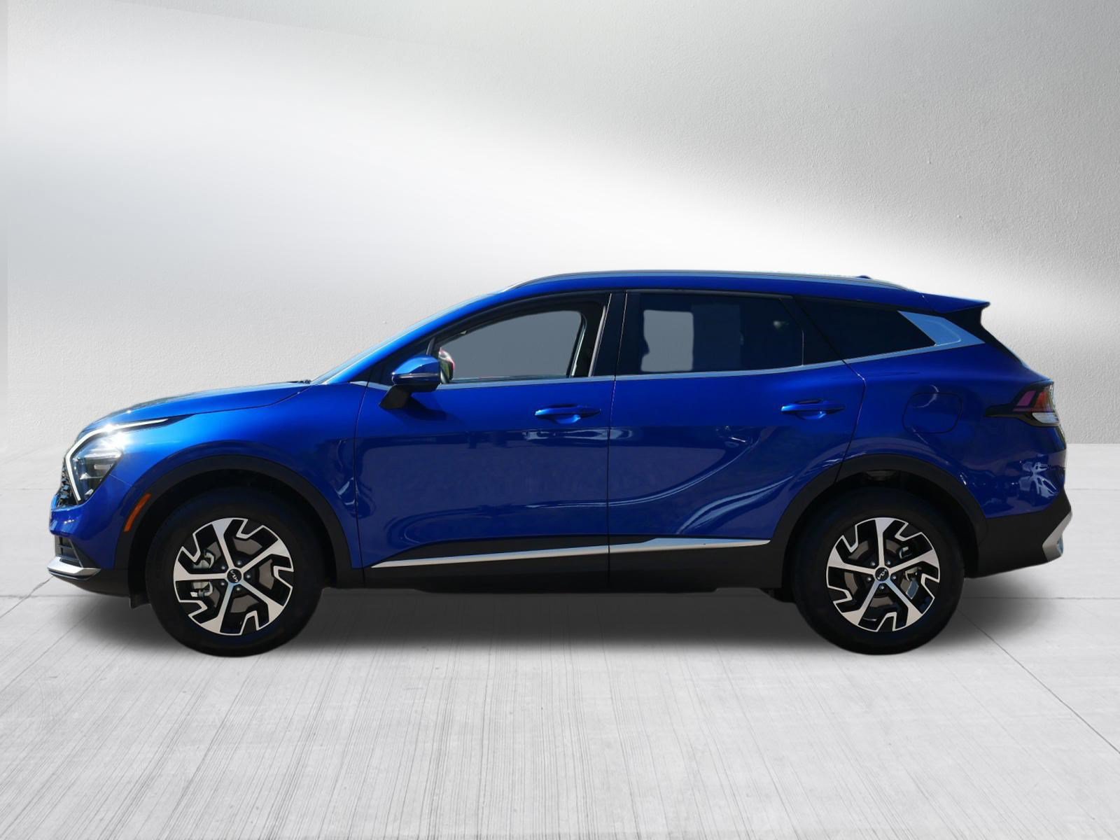 Certified 2023 Kia Sportage EX AWD/4WD image 4