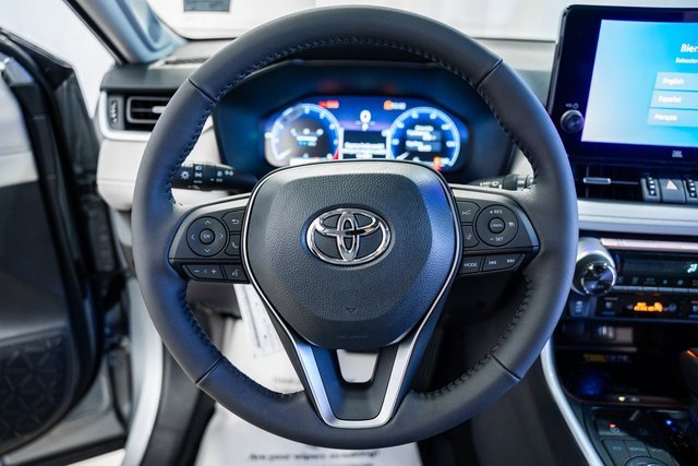 New 2025 Toyota RAV4 Limited image 30