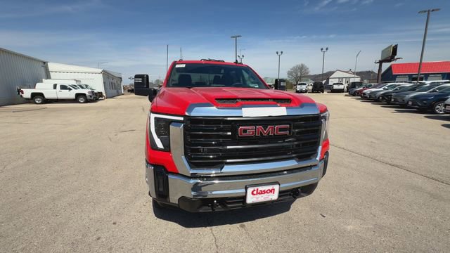 New 2026 GMC Sierra 3500 Pro w/ Convenience Package image 3