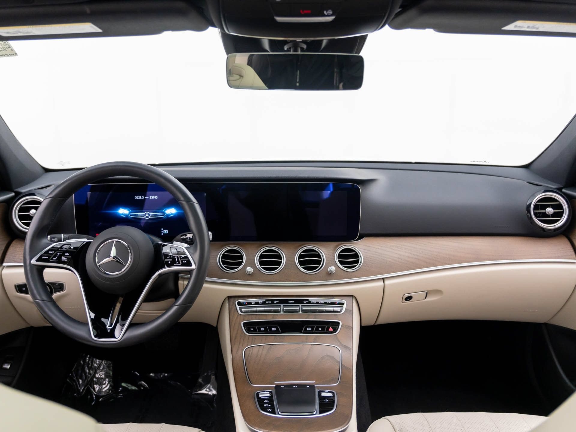 Used 2022 Mercedes-Benz E 450 4MATIC Sedan image 10