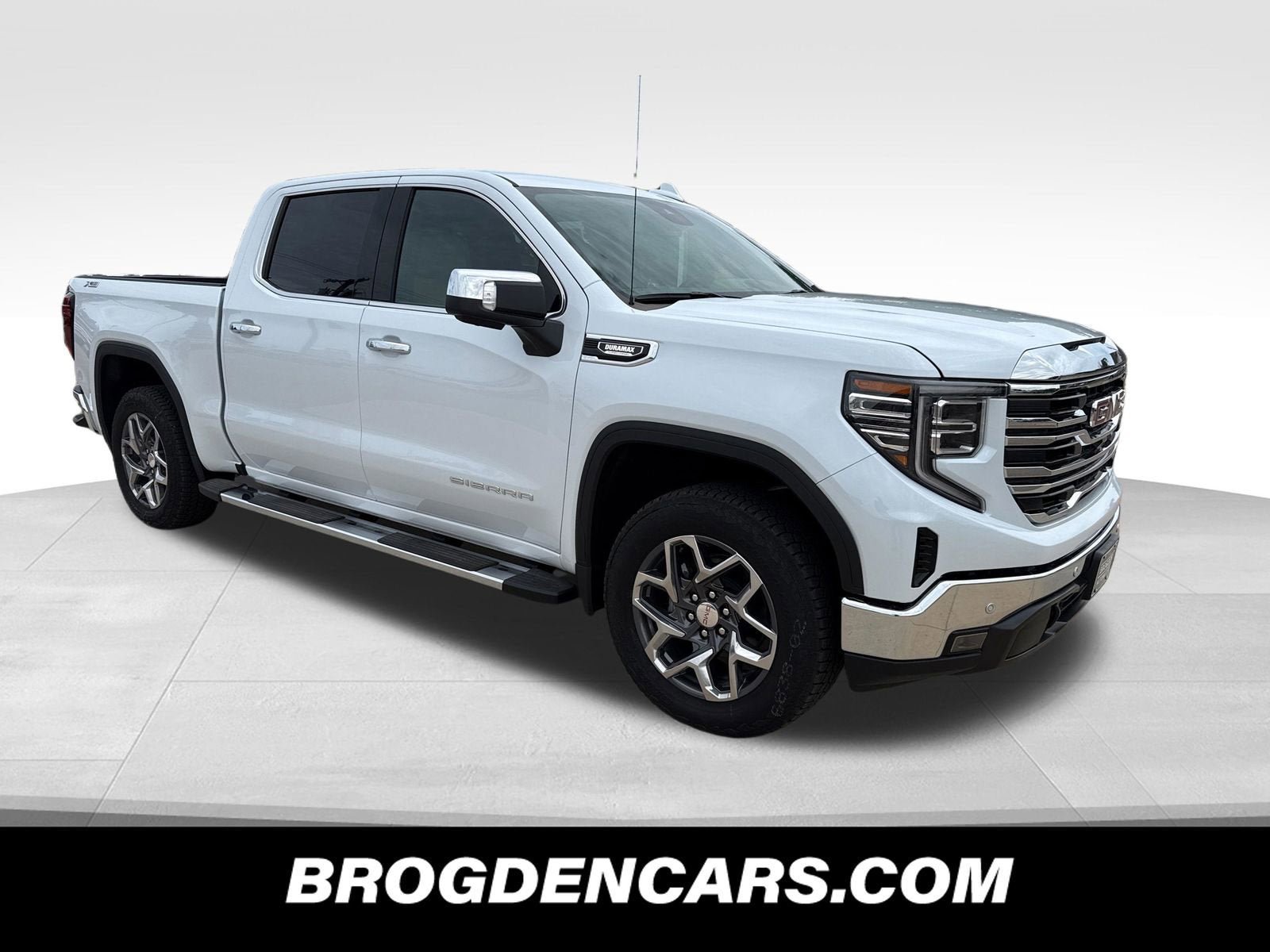 New 2026 GMC Sierra 1500 SLT w/ SLT Premium Plus Package