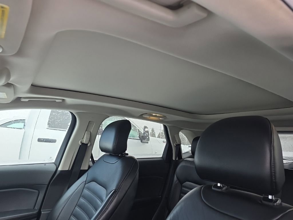 Used 2016 Ford Edge SEL w/ Equipment Group 201A image 8