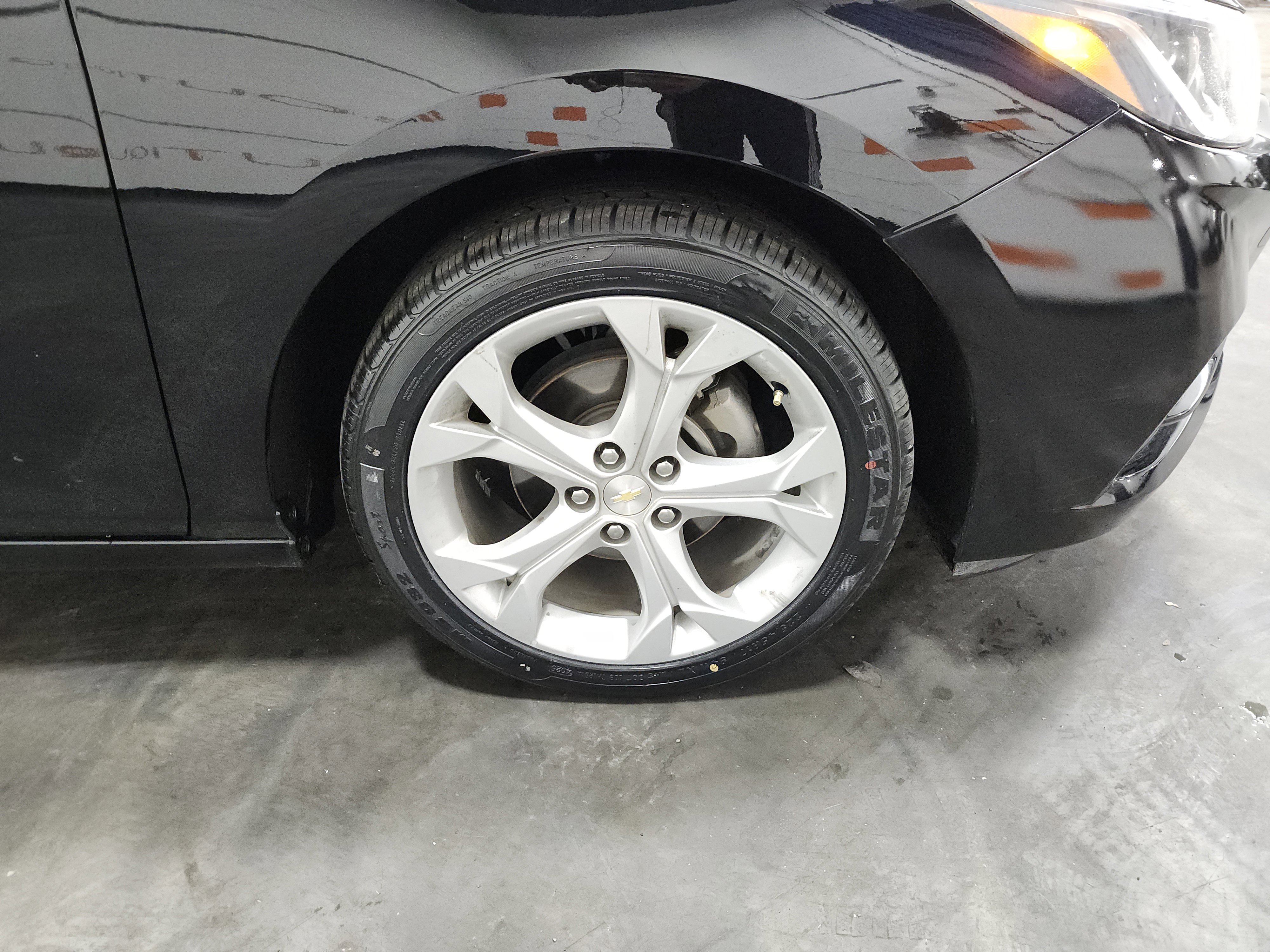 Used 2017 Chevrolet Cruze Premier image 11