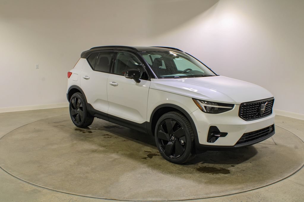 New 2026 Volvo XC40 B5 Ultra w/ Climate Package AWD/4WD image 7