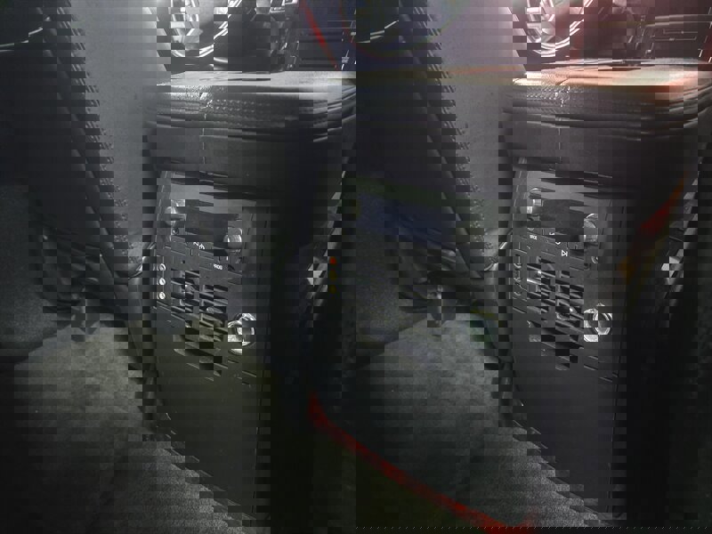 Used 2009 Cadillac Escalade EXT image 17