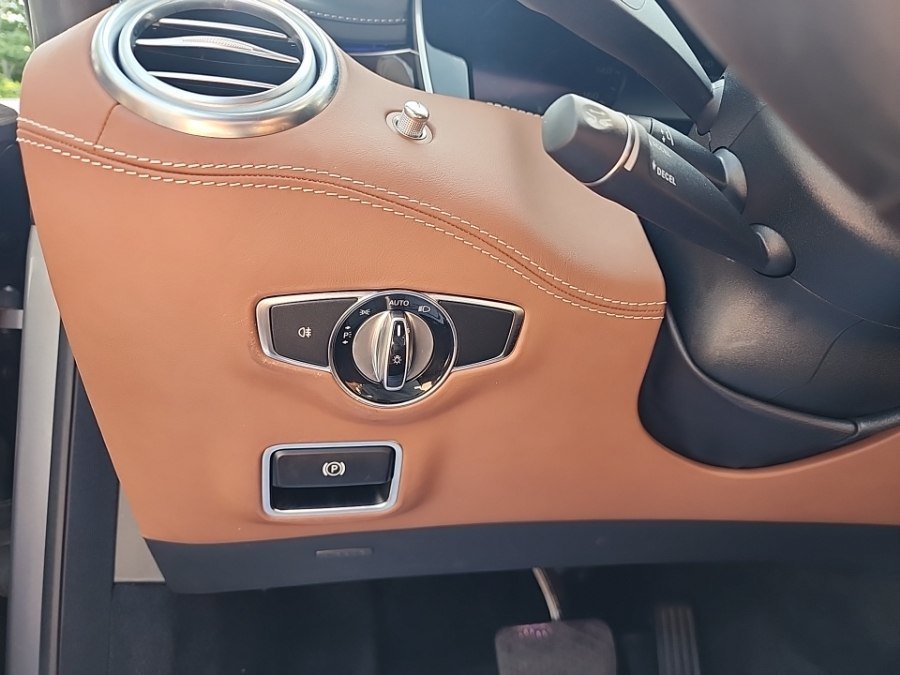 Used 2015 Mercedes-Benz S 550 4MATIC Coupe image 27