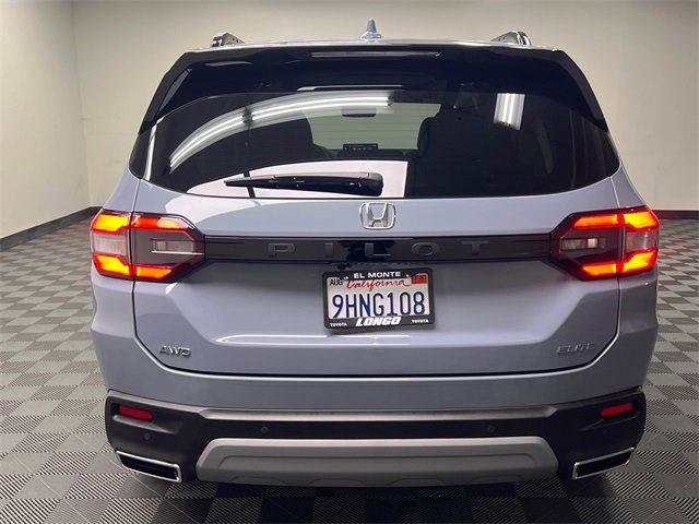 Used 2023 Honda Pilot Elite image 6