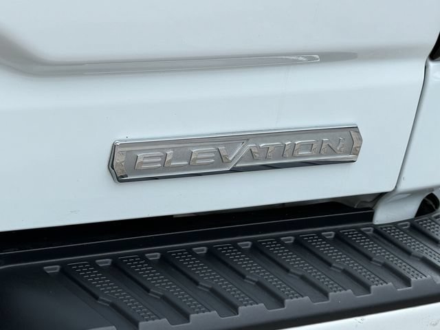Used 2022 GMC Sierra 1500 Elevation w/ Preferred Package RWD image 9