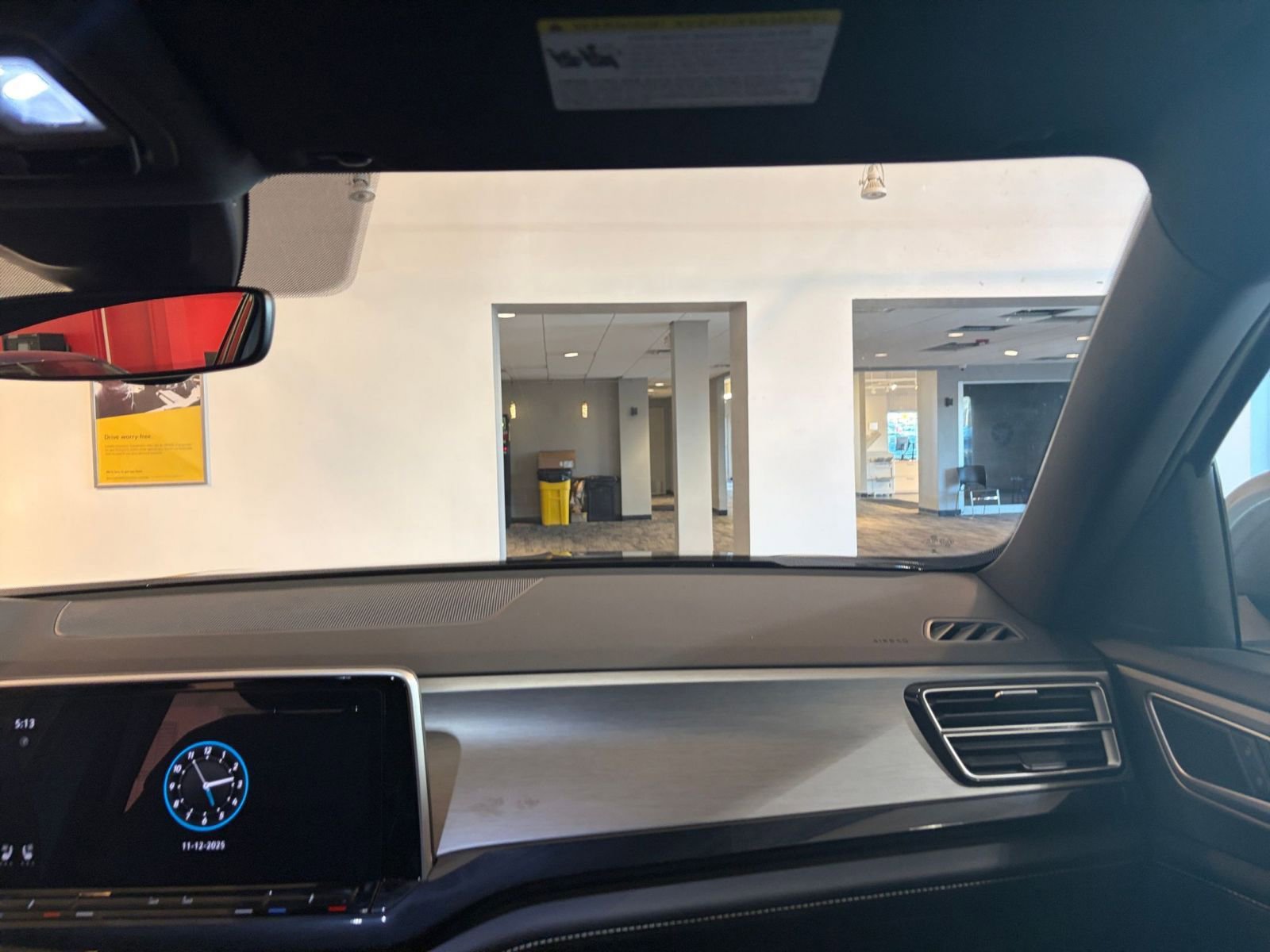 Used 2025 Volkswagen Atlas Cross Sport SE image 35