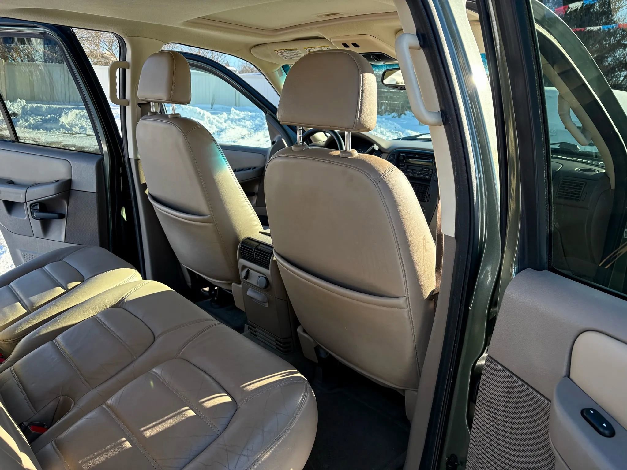 Used 2002 Ford Explorer XLT image 24