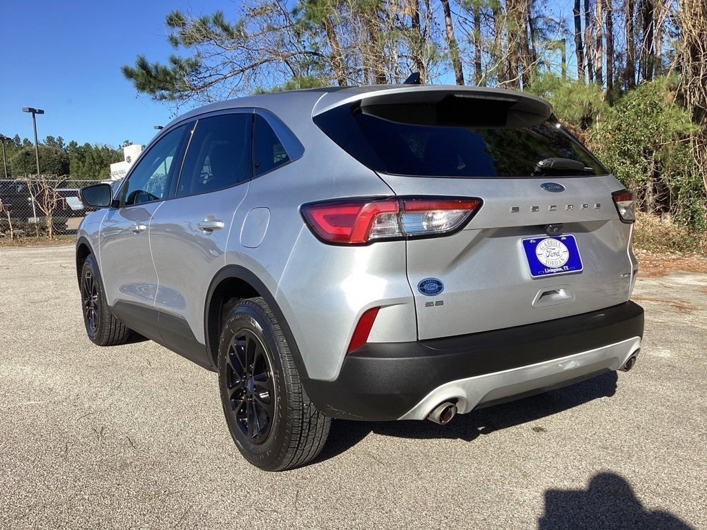 Used 2020 Ford Escape SE image 7