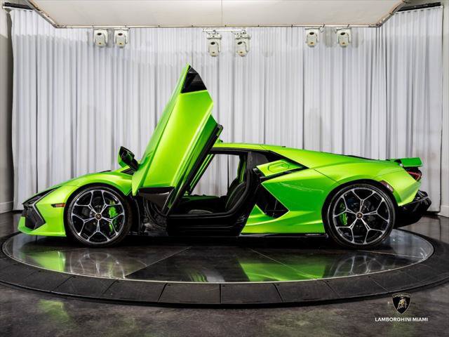 Used 2024 Lamborghini Revuelto AWD/4WD image 10