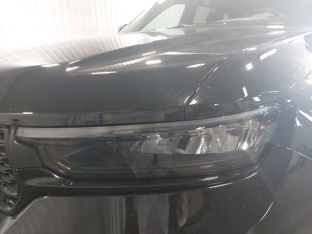 Used 2023 Jeep Grand Cherokee Altitude AWD/4WD image 30