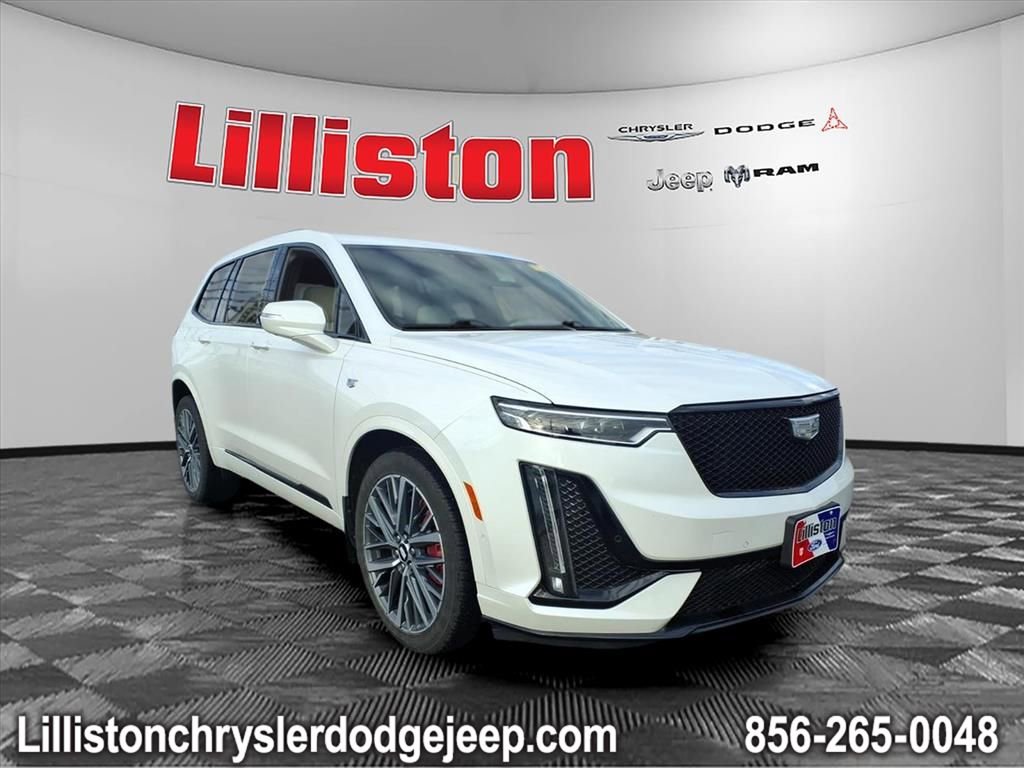 Used 2023 Cadillac XT6 Sport w/ Technology Package