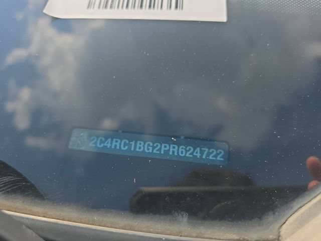 Used 2023 Chrysler Pacifica Touring-L FWD image 36