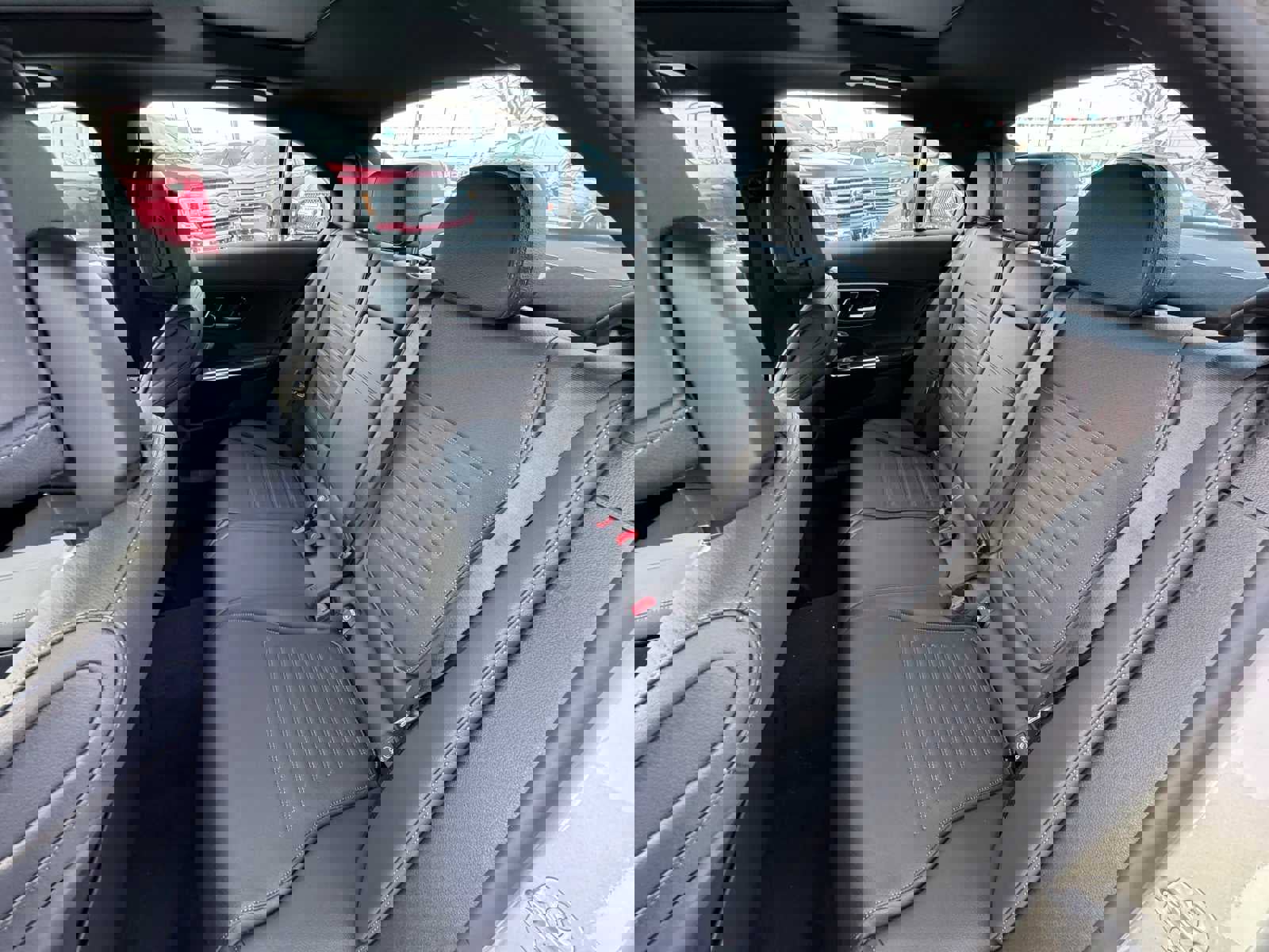 Used 2024 Mercedes-Benz C 300 4MATIC Sedan image 19