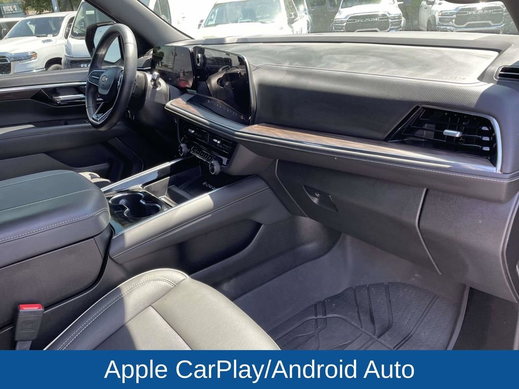 Used 2026 Chevrolet Tahoe Premier RWD image 14