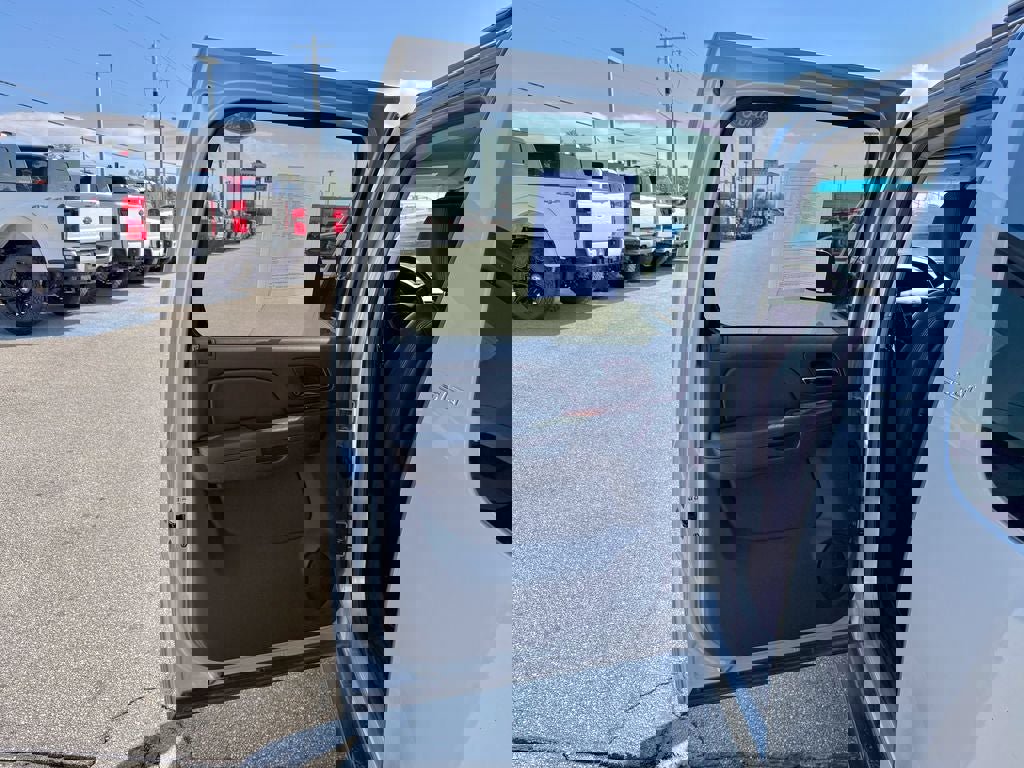 Used 2013 GMC Yukon XL SLT AWD/4WD image 15