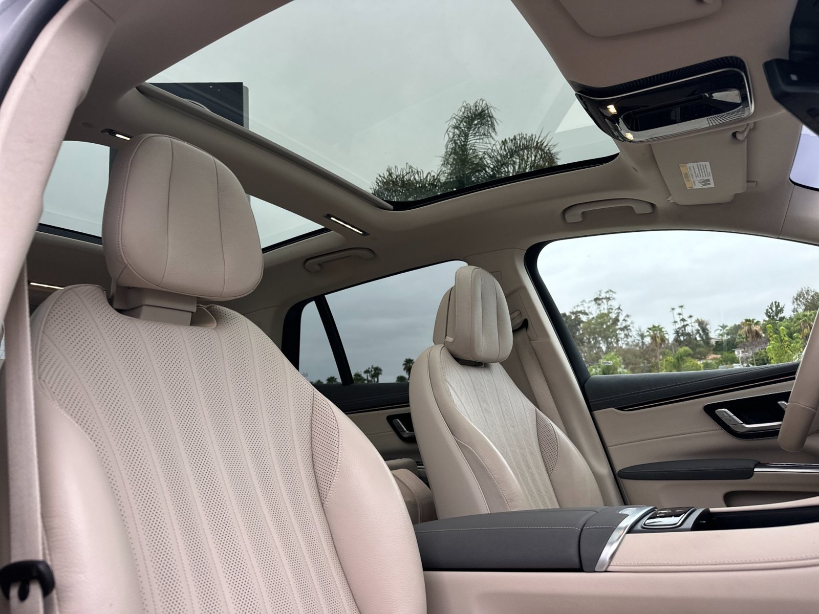 Certified 2023 Mercedes-Benz EQS 580 4MATIC SUV image 19