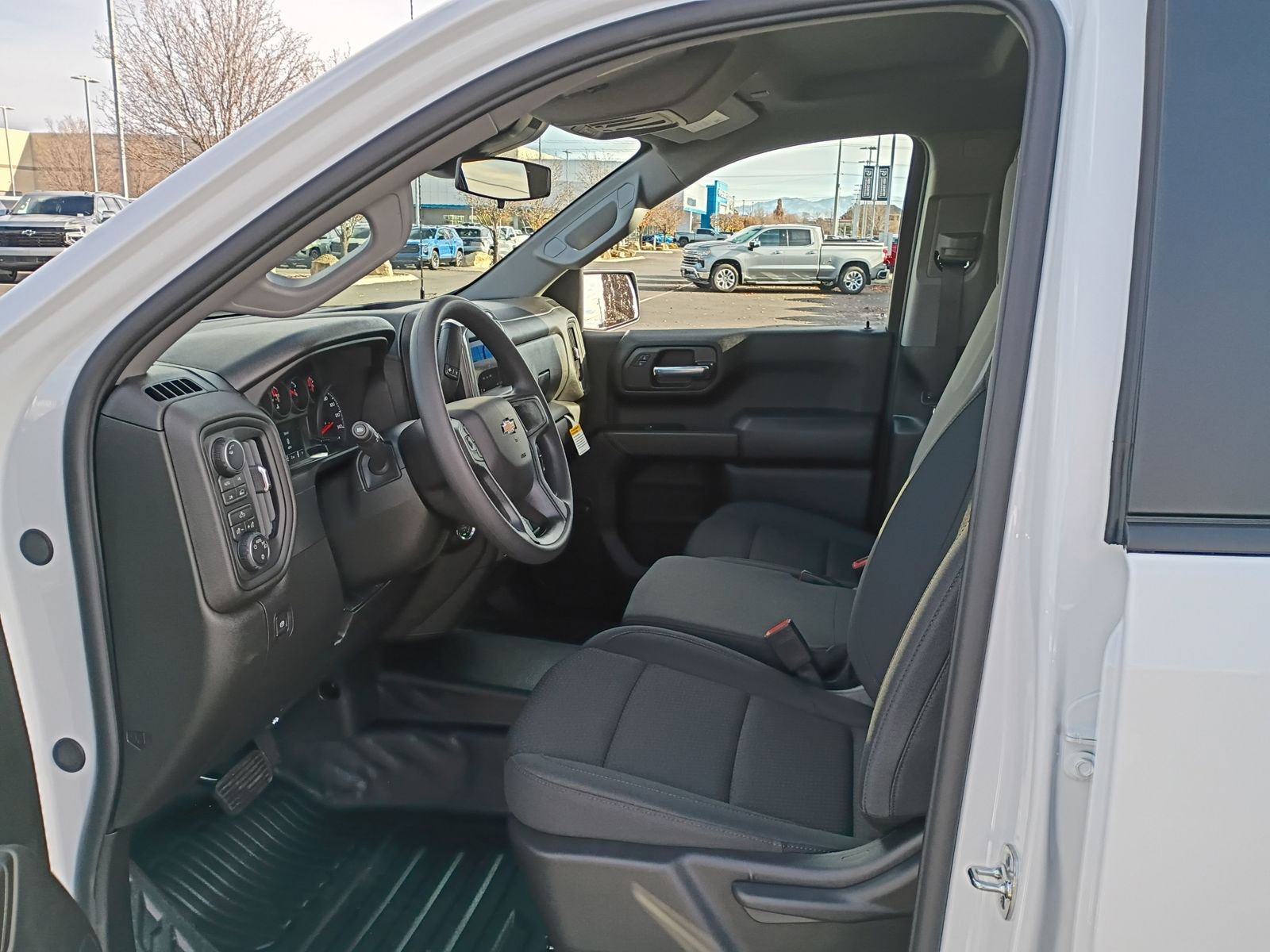 New 2026 Chevrolet Silverado 1500 W/T w/ WT Value Package image 28