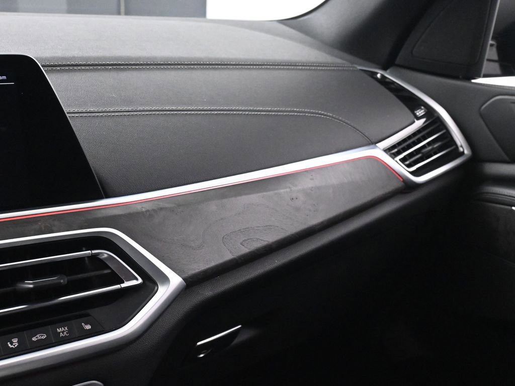 Used 2022 BMW X5 xDrive40i w/ M Sport Package image 47