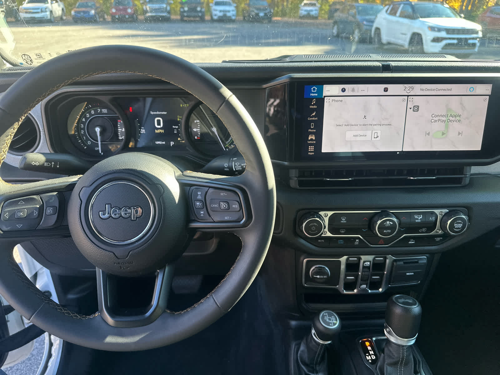 Used 2024 Jeep Wrangler Unlimited AWD/4WD image 14